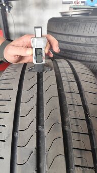 Pneumatiky 285/40 R21 - 6