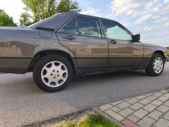 Mercedes Benz 190d - 6