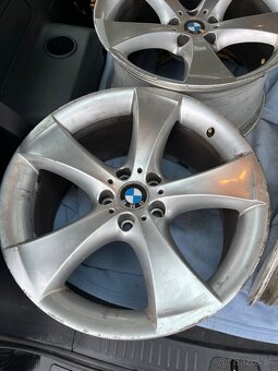 Rozpredam čiernu X6 e71 50i 300kW - 6