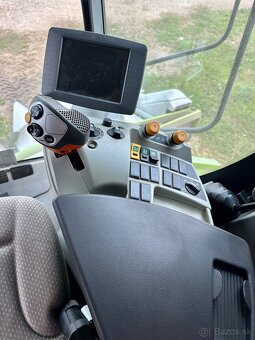 CLAAS TUCANO 470 - 6