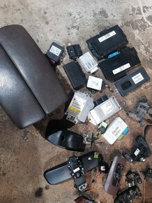 Rozpredám bmw e70 - 6