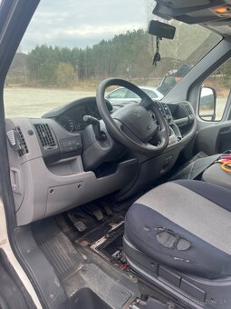 Peugeot Boxer 2.2 - 6