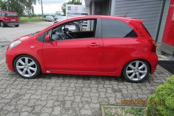 Yaris 1,8 T-sport Lux + 3D - 6