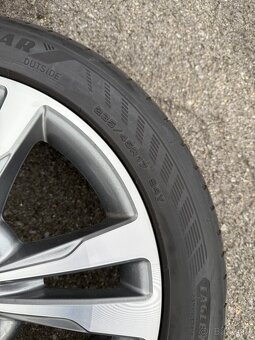 Sada letných pneumatík a diskov Mercedes 235/45 R17 - 6