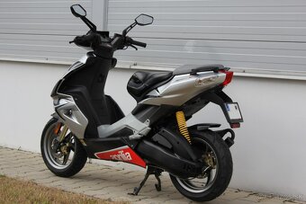 skúter aprilia SR50 2008 AM od 15 rokov ZIMNÁ CENA - 6