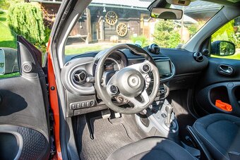 Predám Mercedes Smart fortwo coupe, benzín 66 kW, 6st.automa - 6
