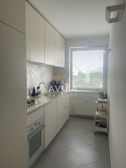NA PREDAJ: 3izbový, kompletne zrekonštruovaný byt 65 m2 - Tr - 6