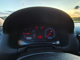 VW Golf 4 - 6