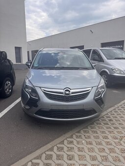 Opel Zafira Tourer 2.0 CDTi Model 2016 - 6