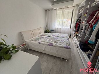 2 izbový byt s balkónom Tovarniky - 6