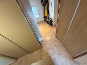 PRIESTRANNÝ 4-IZBOVÝ BYT 87 m² + 2 PIVNICE - 6