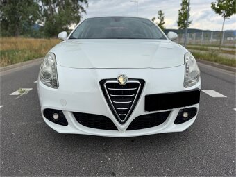 Alfa Romeo Giulietta 1.6 multijet Nová STK - 6