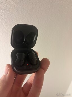 Samsung galaxy s10 plus + watch 5 + buds live - 6