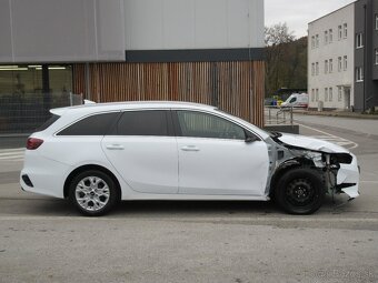 Kia Ceed SW 1.6 CRDi MHEV Gold A/T - 6