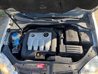Volkswagen Golf 5 - 6
