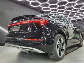 Audi e-tron 55 quattro S line - 6