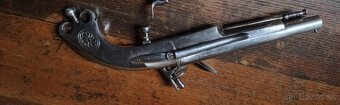 Predam kresadlova pistol - 6