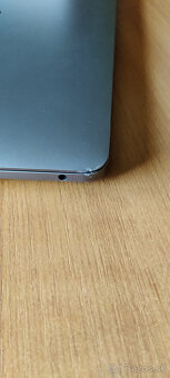 Predám nefunkčný MacBook Pro 13" A2159 - 6