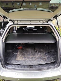 Subaru Outback 2,5 LPG - 6