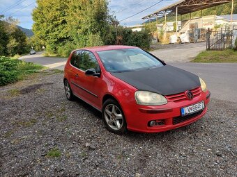 Predám Volkswagen Golf 1.4 fsi 55kw - 6