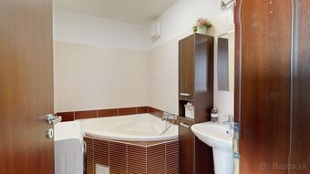 Svetlý 2i byt s dvomi balkónmi a parkovaním P. Biskupice - 6