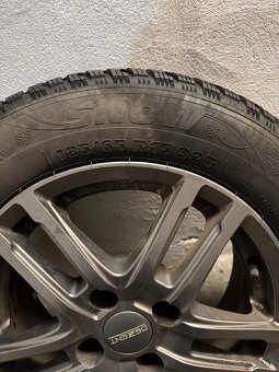 Zimné penumatiky 185 65 r15 - 6