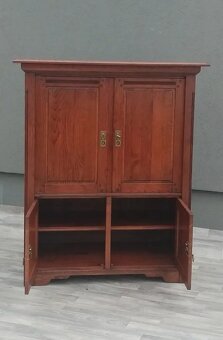 Skriňa Tv masívna. - 6