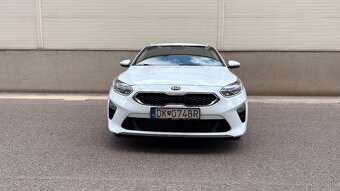 KIA Ceed SW 1.6crdi - 6