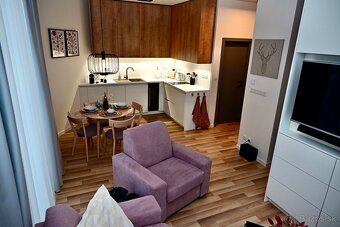 Luxusný, moderný apartmán pod Kubínskou Hoľou na predaj - 6
