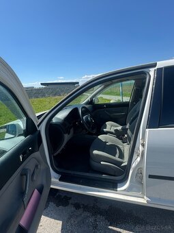 VOLKSWAGEN BORA, 1.6 benzín, 74 kW, r. v. 1999 - 6