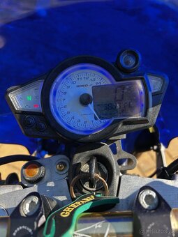 Suzuki SV650 - 6