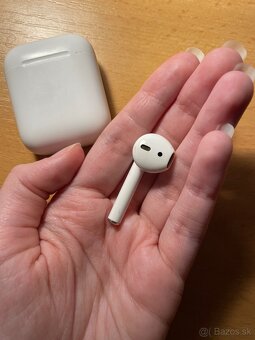 Apple AirPods 2019 - 6