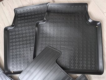 3D gumové rohože pre Seat Toledo - 5ks - 6