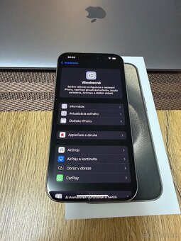 Apple iPhone 15 Pro - 6