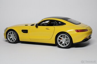 1:18 - Mercedes AMG GT - Maisto - 6