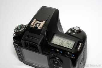 PENTAX K100D (telo) - 6