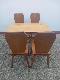 Jedálenský kút, stôl, 4 stoličky, nábytok z masívu - 6