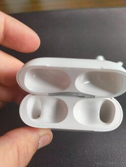 Predám AirPods Pro 100€+- Úplne Funkčné Original - 6
