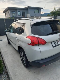 Peugeot 2008 - 6