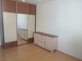 Prenájom 3-izbovy byt - 6