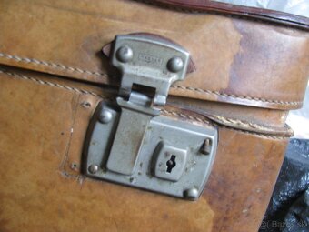 starý kožený kufor - 6