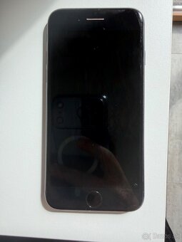 IPhone 8 1.majitel - 6