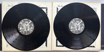 Genesis - The lamb lies down on Broadway - 6