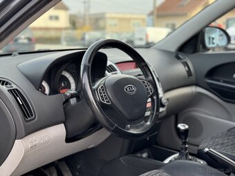 Kia Cee´d SW 1.6 CRDi VGT 16V TX - 6
