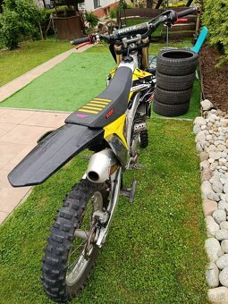 Suzuki rmz 250 - 6