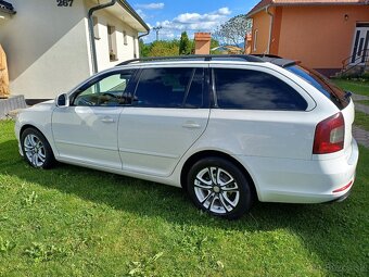 Škoda Octavia Combi 1.6 TDI (2010) 313T-km - 6