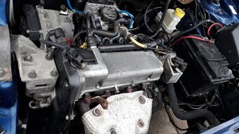 Rozpredam Fiat Punto na diely - 6