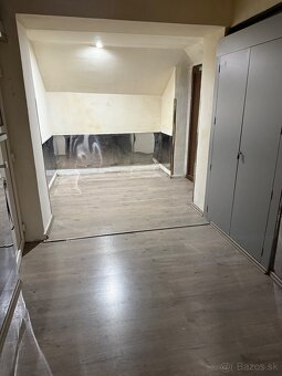 Prenájom obchodného priestoru v Brezne - centrum - 6