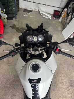 Suzuki v strom 650 dl r.v 2011 - 6