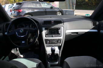 Škoda Octavia Combi 2.0 TDI CR DPF RS - 6